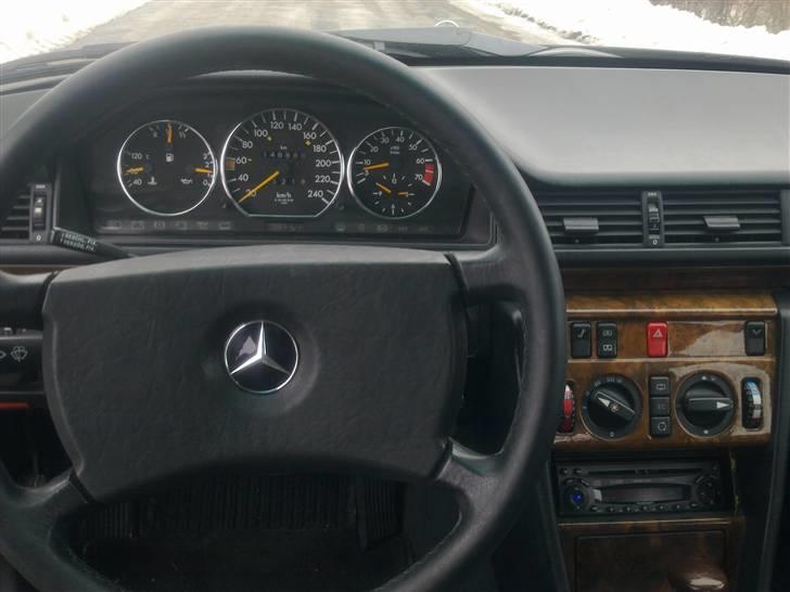 Mercedes Benz 124 300e billede 7