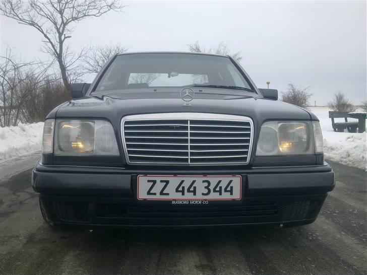 Mercedes Benz 124 300e billede 9