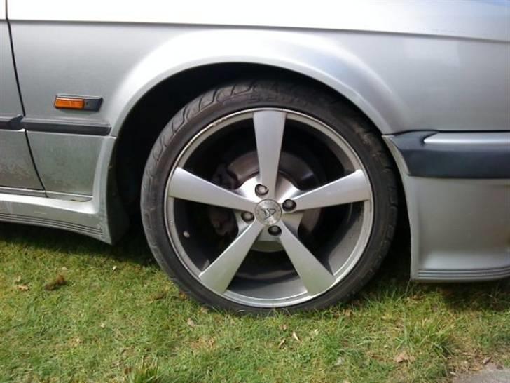 BMW E30 325i *SOLGT* billede 10