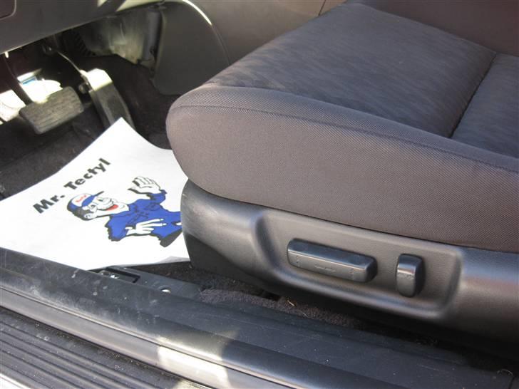 Honda Accord 2,4i Executive - Fuldt el-justerbar førersæde, Bling :* billede 10