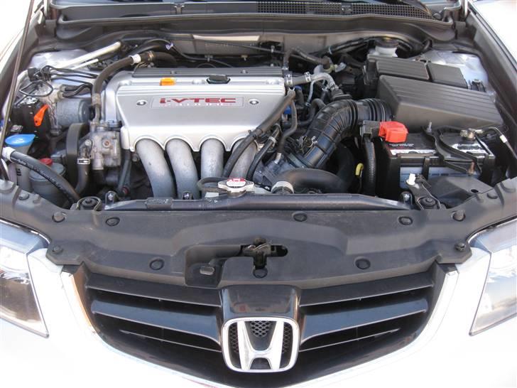 Honda Accord 2,4i Executive - K-Power = Nam Nam :P billede 19