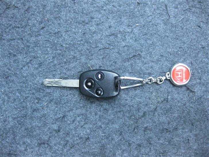 Honda Accord 2,4i Executive - Selv nøglen er stilet ;) billede 20