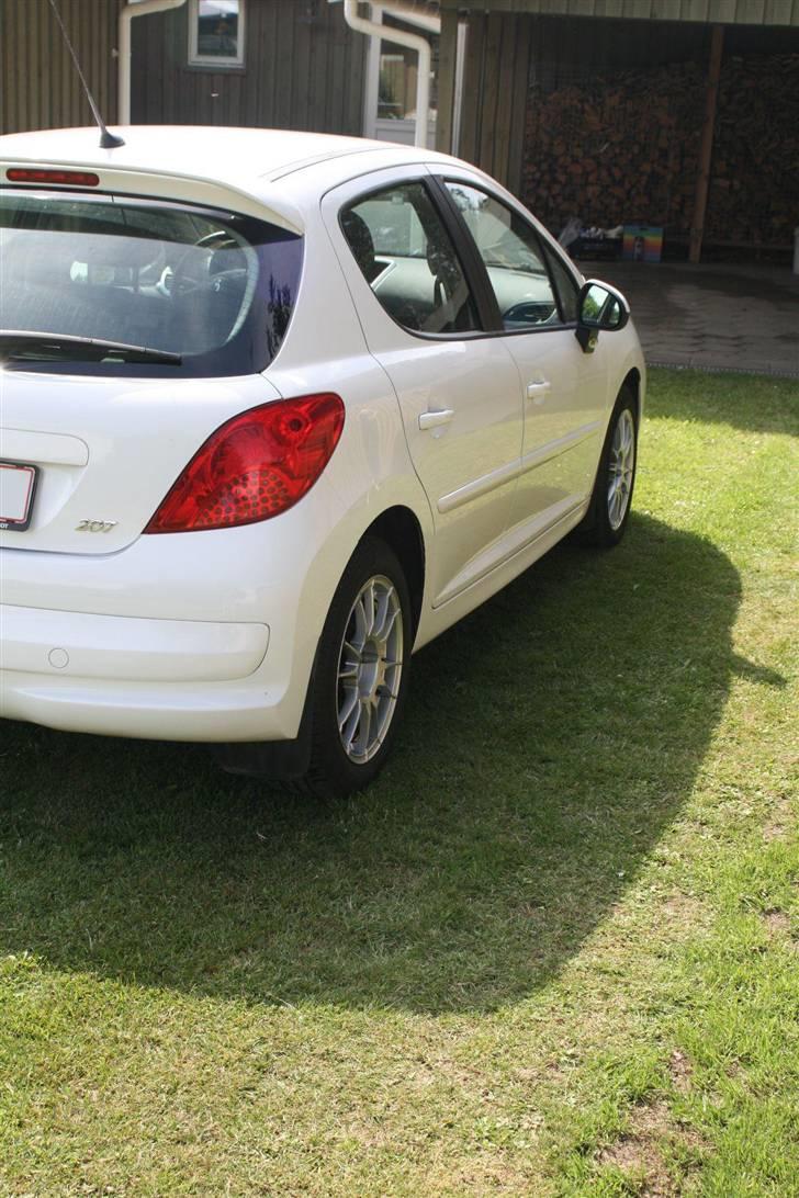 Peugeot 207 Comfort + *solgt* billede 5