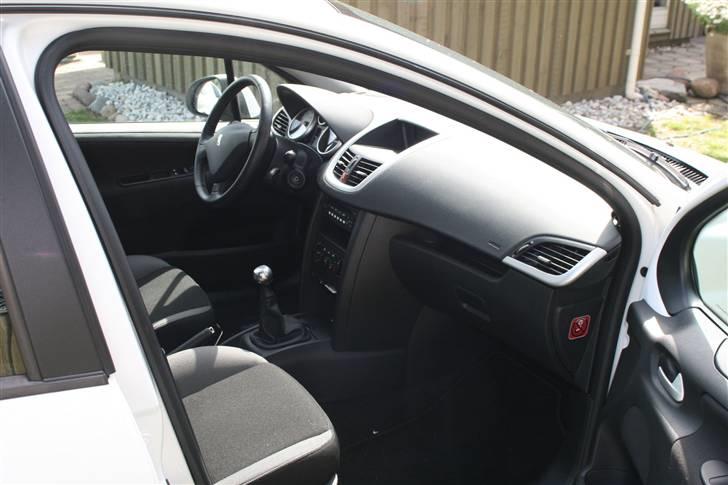 Peugeot 207 Comfort + *solgt* billede 9