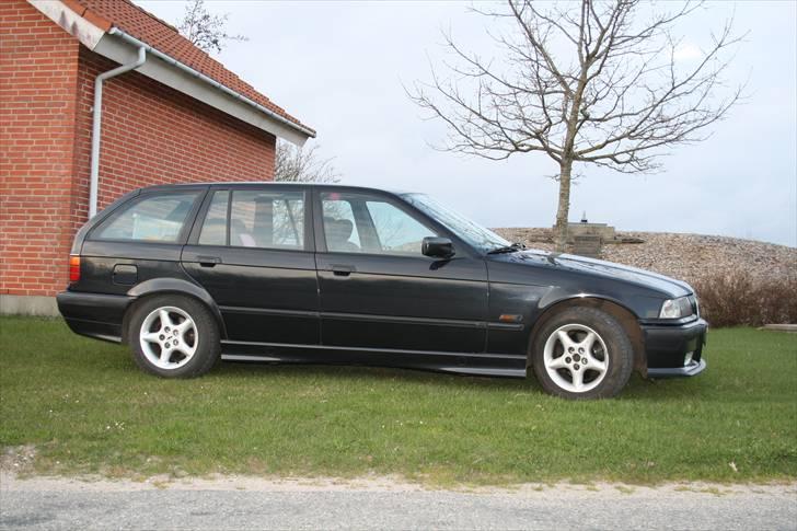 BMW e36 320i Touring Stjålet billede 6