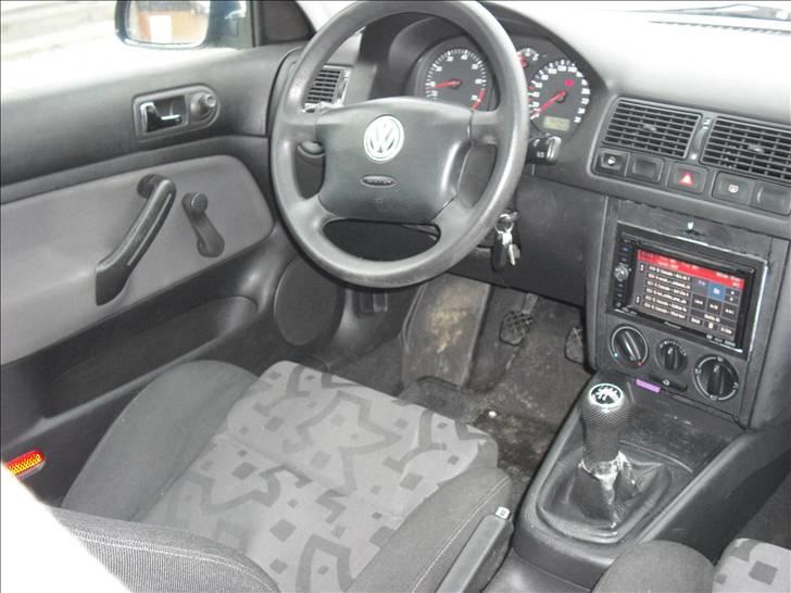 VW golf 4 5d solgt billede 15