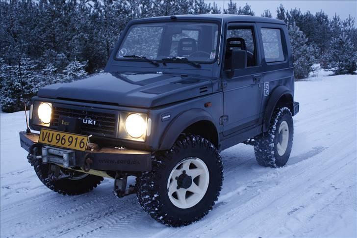 Suzuki samurai (solgt) billede 17