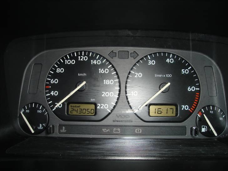 VW Vento solgt billede 4