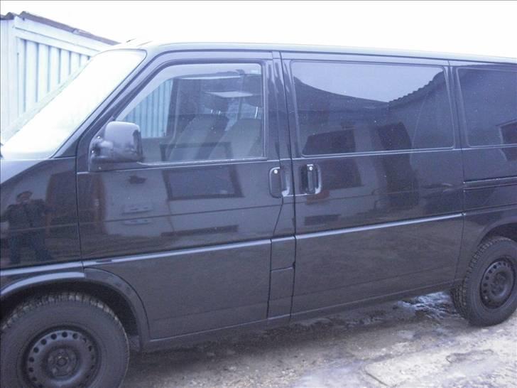 VW Caravelle Vr6 SOLGT - Kulsort bil. MEGET høj model billede 5