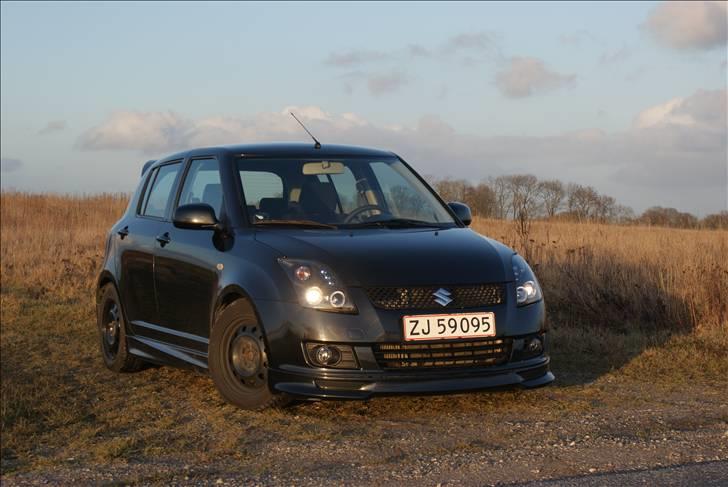 Suzuki Swift 1,3 DDiS SOLGT! billede 13