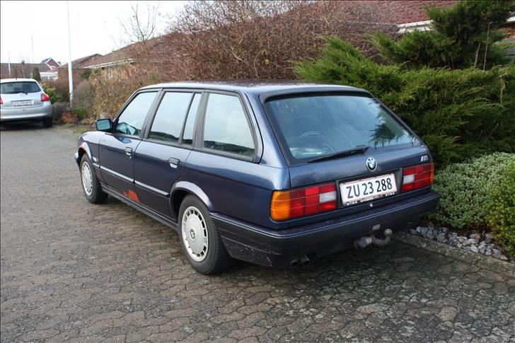 BMW E3o 320I Touring ( Solgt ) billede 3