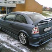 Opel Astra G1.8::