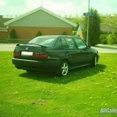 VW Vento(total skadet)