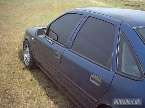 Opel vectra 2.0i billede 3