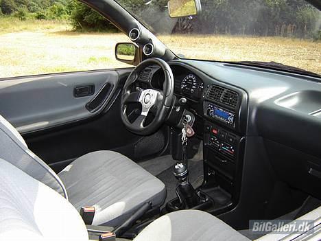 Nissan Sunny "Gadekrydset" billede 4