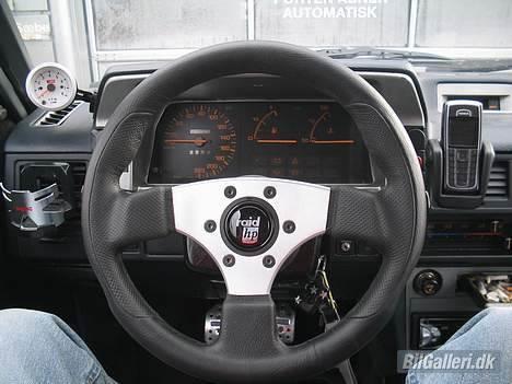 Mazda 323 1.3GT *SOLGT* - Sportsrat og omdrejnings tæller! :) billede 2