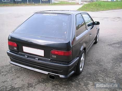 Mazda 323 1.3GT *SOLGT* billede 5