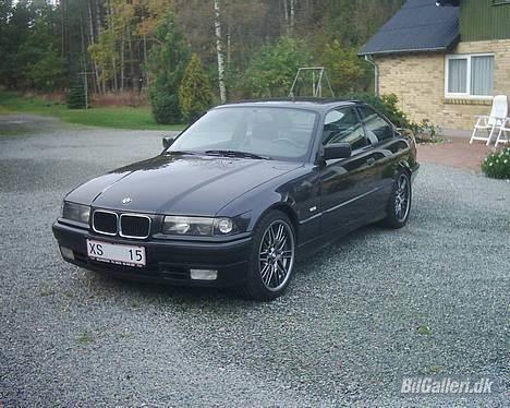 BMW 325i coupé (solgt) billede 12