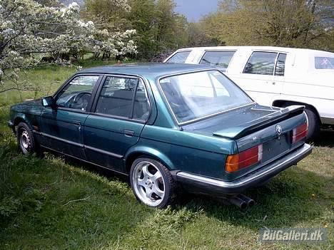 BMW 320i e30 billede 9