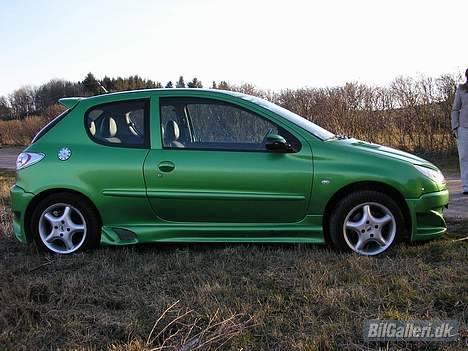 Peugeot 206 2,0 GTI *SOLGT* billede 2