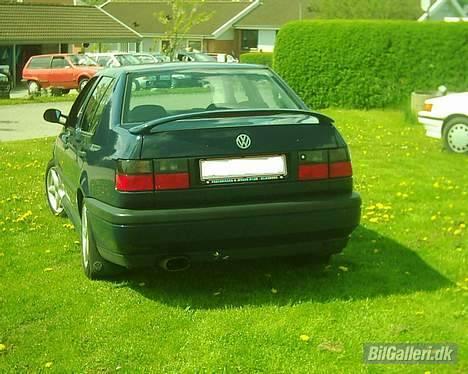 VW Vento(total skadet) billede 4