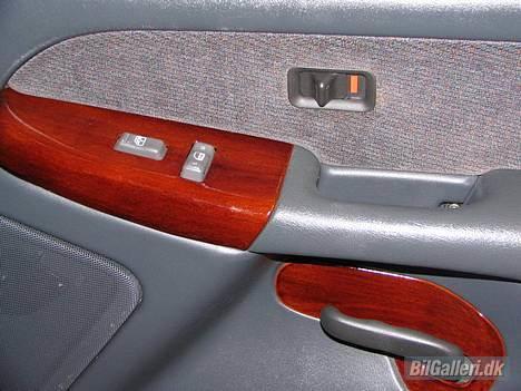 Chevrolet GMC SIERRA 4x4 Z71 - Også nye dele i døren i "dark rosewood" billede 13