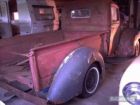 Amerikaner Ford F100 Pick-Up - Før... billede 2