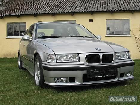 BMW 320i Vanos billede 11