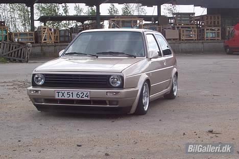 VW Golf 2 GTI 16V - Underlæben er indfarvet billede 4