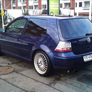 VW Golf 4  [SOLGT]