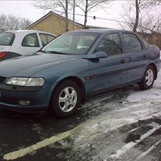 Opel Vectra B *solgt*