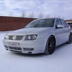 VW Bora V6 4-Motion Highline