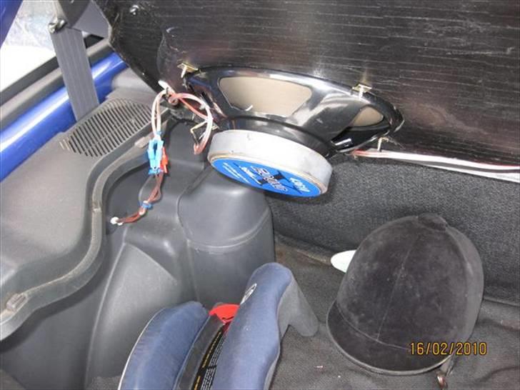 Suzuki Swift GLX SF310 - "lynkobling" ud med hattehylden når de store kasser skal med. billede 4