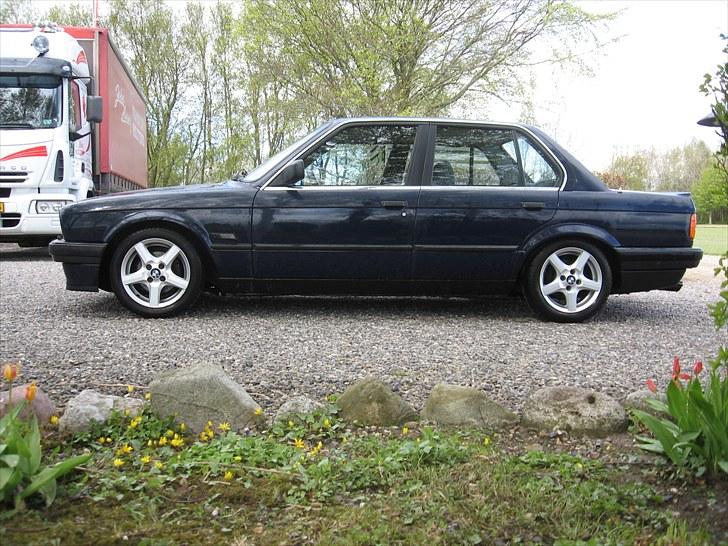 BMW E30 325i SOLGT! billede 5