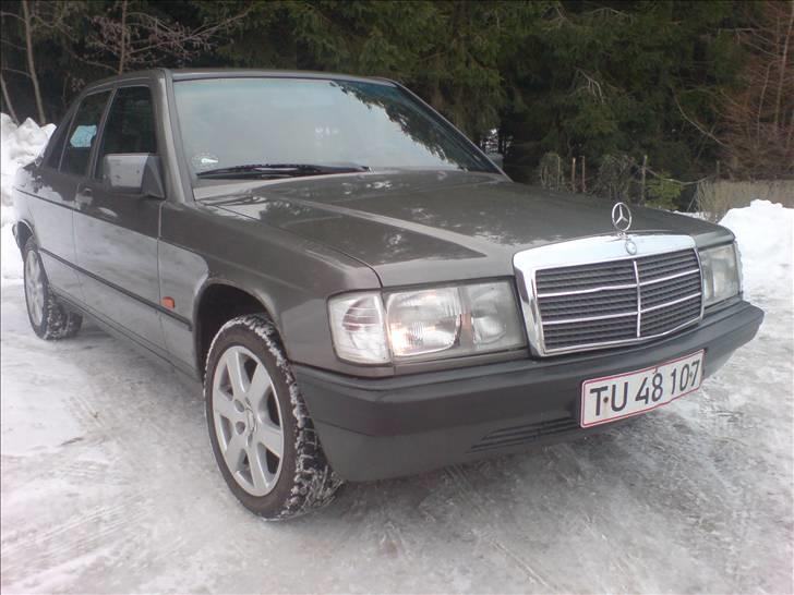 Mercedes Benz 190 2,5 billede 3