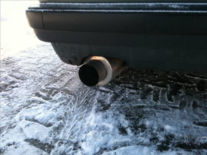 BMW E30 320i SOLGT billede 3