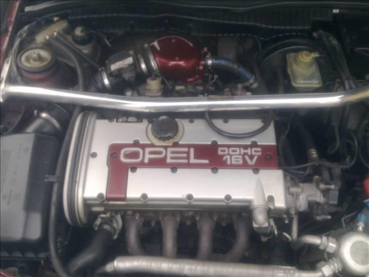 Opel Vectra 2000 16VT *Solgt* billede 14