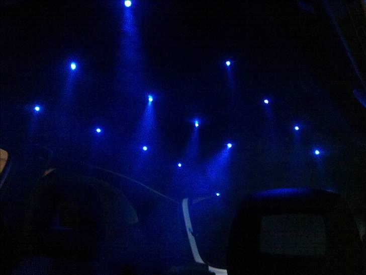 Opel Corsa B Si Sport  - jaaa ud på natten blev det lidt tåget . Tjek evt album billede 17