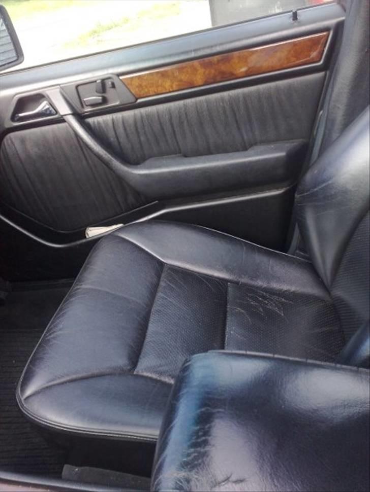 Mercedes Benz 300 e-24 billede 7