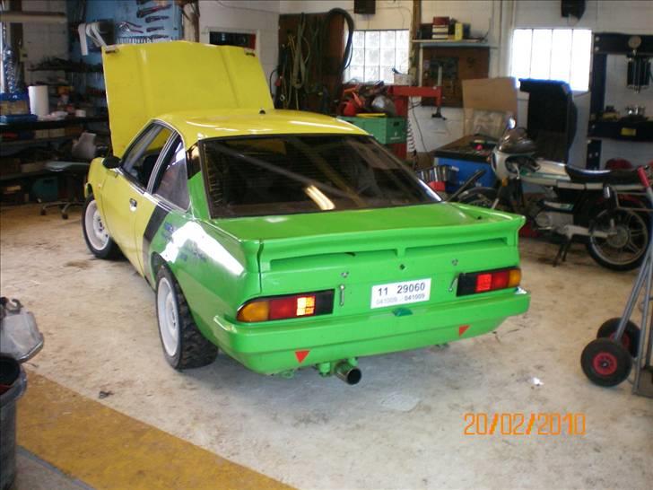 Opel manta rallybil billede 2