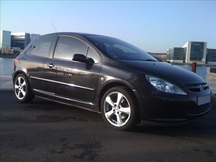 Peugeot 307 - Nyvasket... :) billede 1