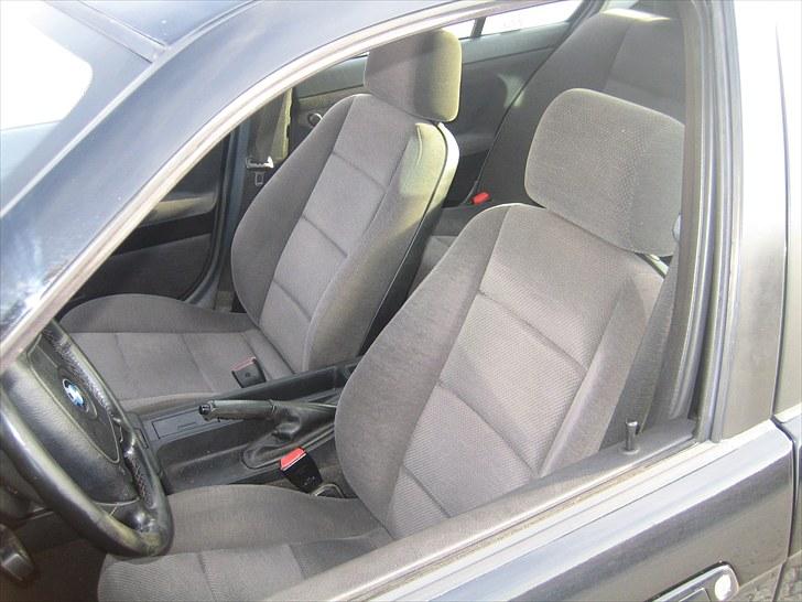 BMW e36 318i   SOLGT billede 11