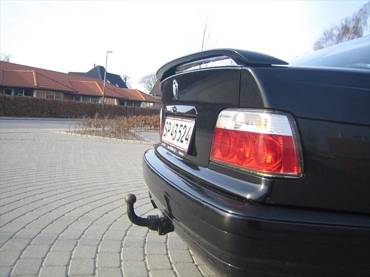 BMW e36 318i   SOLGT billede 14