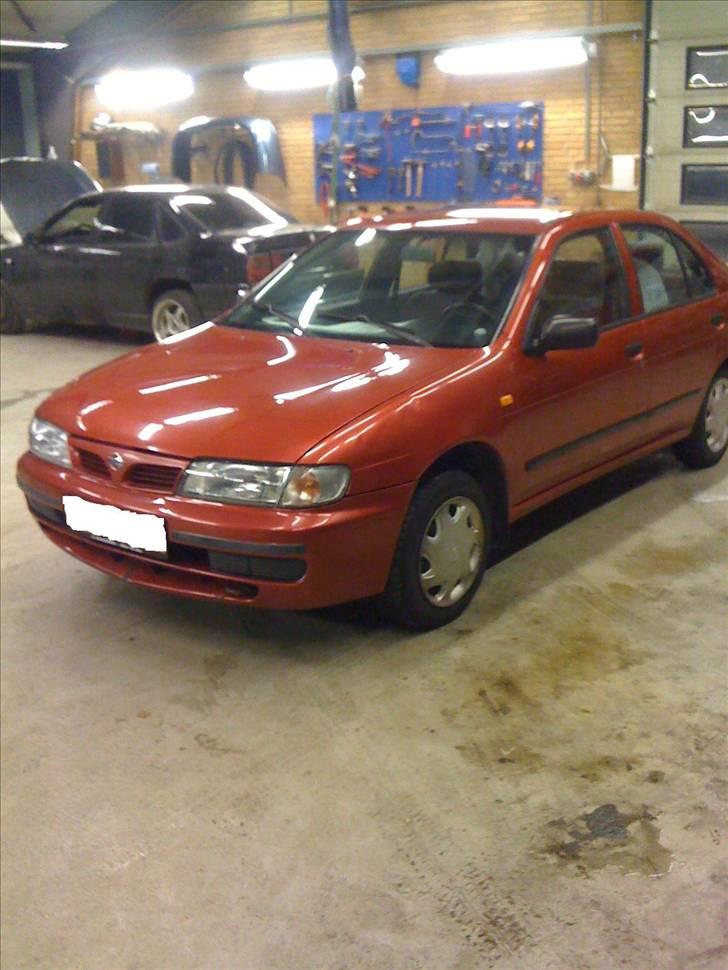 Nissan almera gx 1,6i tilsalg billede 1