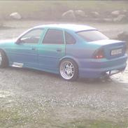 Opel Vectra b V6 SOLGT