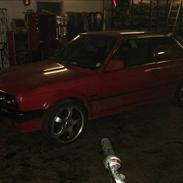BMW 325 ix E30 DØD