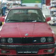 BMW 325 ix E30 DØD