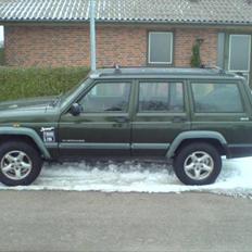 Jeep Cherokee Sport 2,5 TD Van