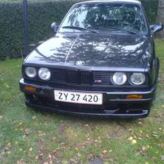 BMW E30 320i solgt