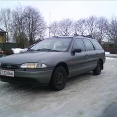 Ford Mondeo st.car